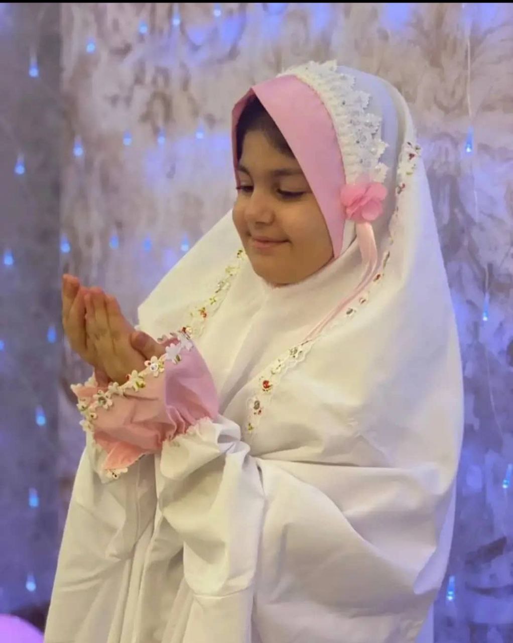 ست جشن تکلیف دخترانه مدل شقایق - Image 3